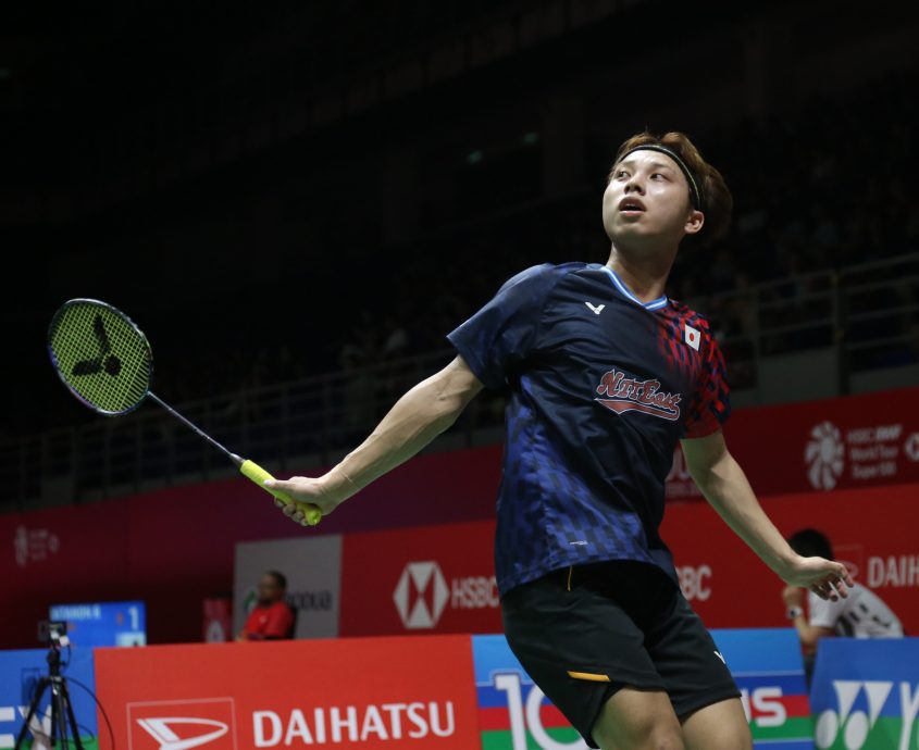 大马羽球超级500赛| 前冠军伍家朗止步8强  男单将产生新王