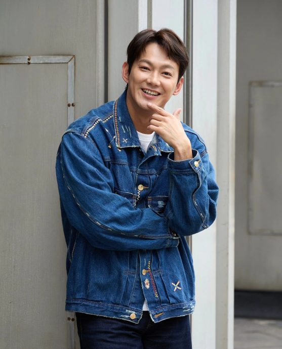 威廉闪兵节目全叫停 连累孕妻被出征