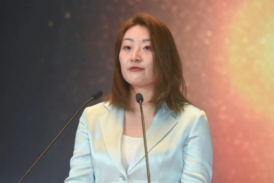 宗馥莉正式接任娃哈哈董事长！