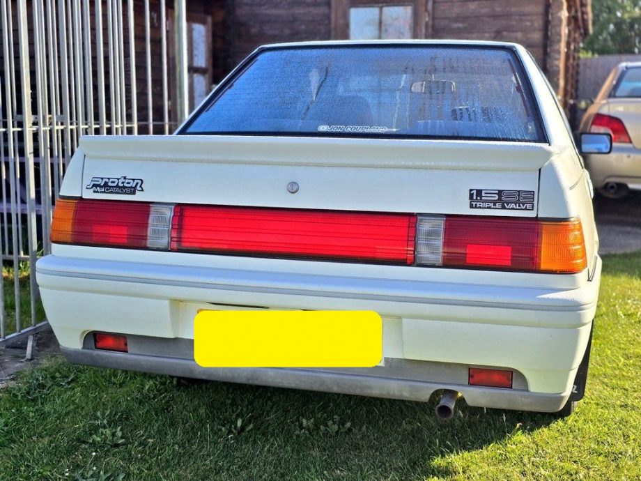 宝腾赛佳旧车在英国“登顶” 勾起网民怀旧情怀