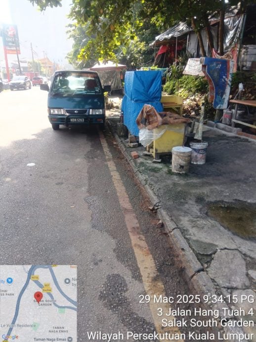 封面-大都会/郭素沁巡视沟渠及行人道提升工程/8图