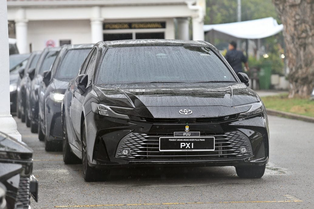 州议会(大北马)曹观友回应官车一事