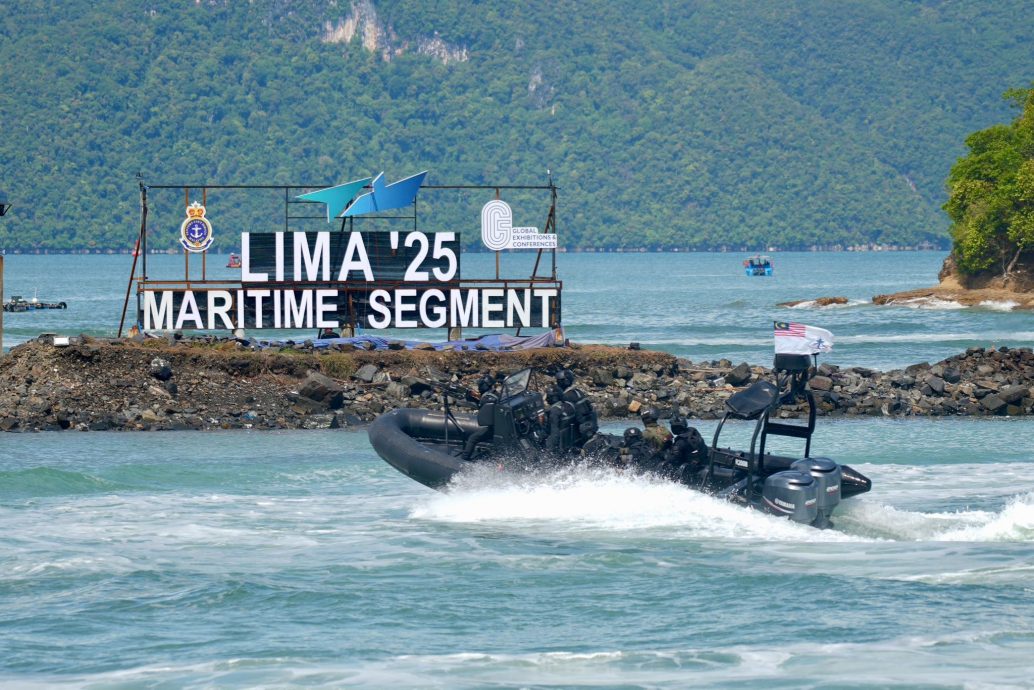 已审(全国版)第17届浮罗交怡国际海空展圆满落幕,2027年再会!