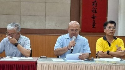 吉华H校董事会改选一团和气   黄吉和蝉联董事长