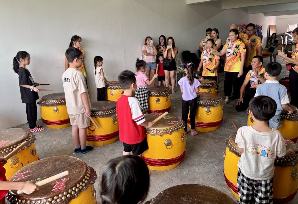 已签发 柔︰封面:善心美事︰昔县舞狮风潮再起,前年剩1支活跃今有11支