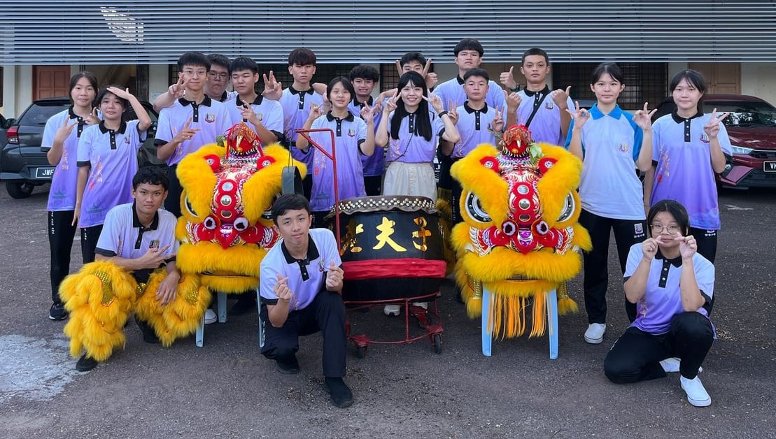 已签发 柔︰封面:善心美事︰昔县舞狮风潮再起,前年剩1支活跃今有11支