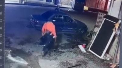 优景镇一餐馆发生破门行窃 警方吁民众提供线索