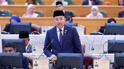 州议会 | 嘉福尼：柔州165项房屋搁置 总值2200万令吉