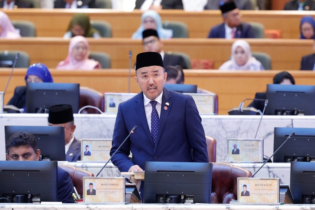 州议会:嘉福尼:柔州165项房屋搁置,总值2200万令吉