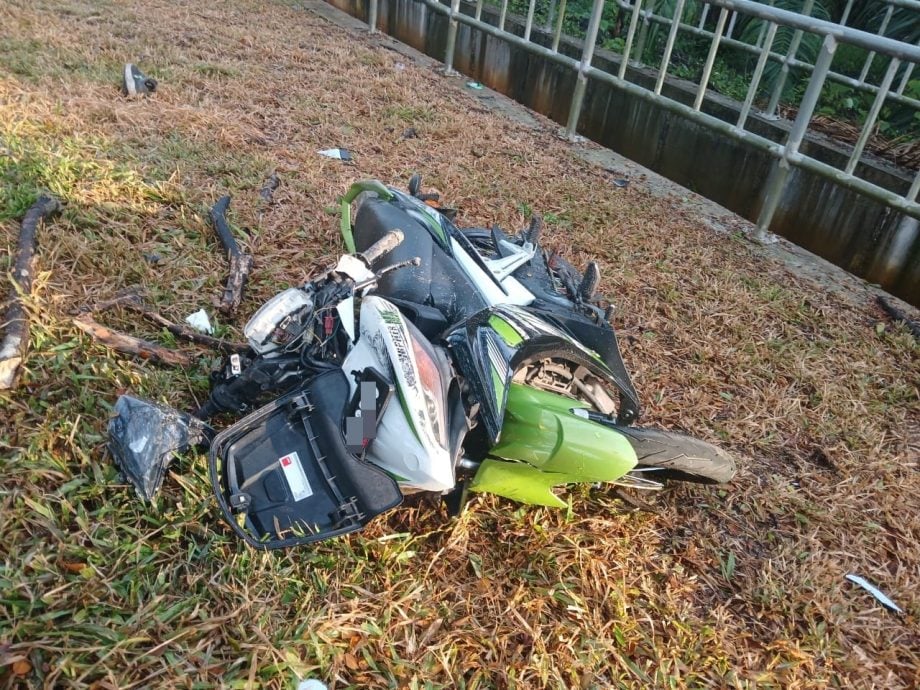 已签发 柔:摩托车与休旅车碰撞,61岁骑士丧命