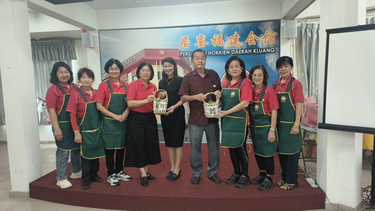 銮福建妇女组首办裹粽教学,获各族参与