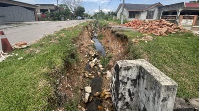 视频 | 沟渠提升工程搁置逾月引不便 民众促当局解决