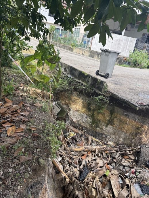已签发 柔:沟渠工程搁置逾月致泥土流失与民众不便,当局受促解决