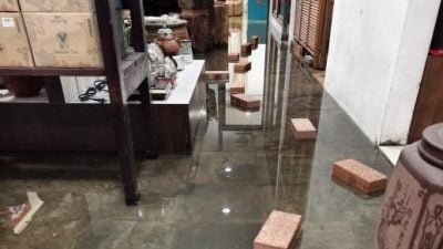 民生特工队 | 大雨致污水倒灌4店受影响 茶叶店损失40万