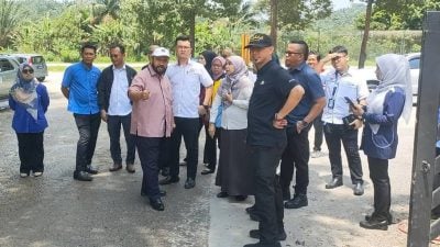 张善深对影响居民健康沙石厂 仅拥有临时执照感震惊