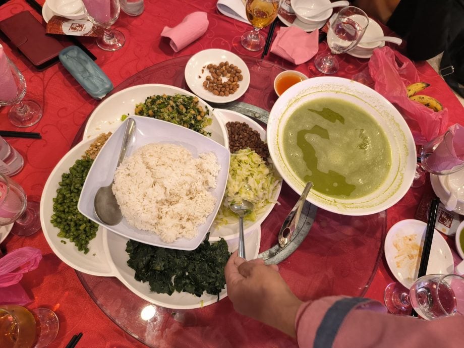 已签发 柔:版头之一:河婆擂茶千人宴场面壮观