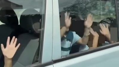 特稿 | 幼儿园自发展开受困车内自救演习 柔幼教公会：需推广长期措施掌握孩童行踪