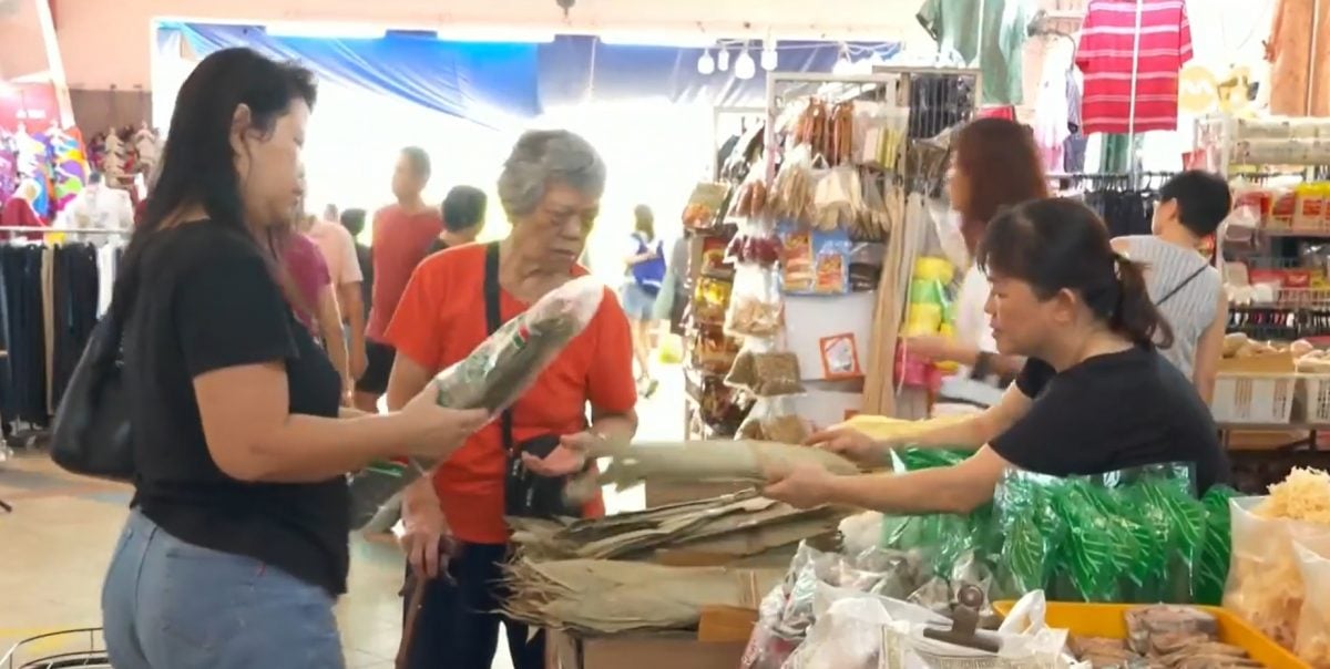 已签发 柔:狮城二三事:端午节临近 狮城粽子涨至23令吉