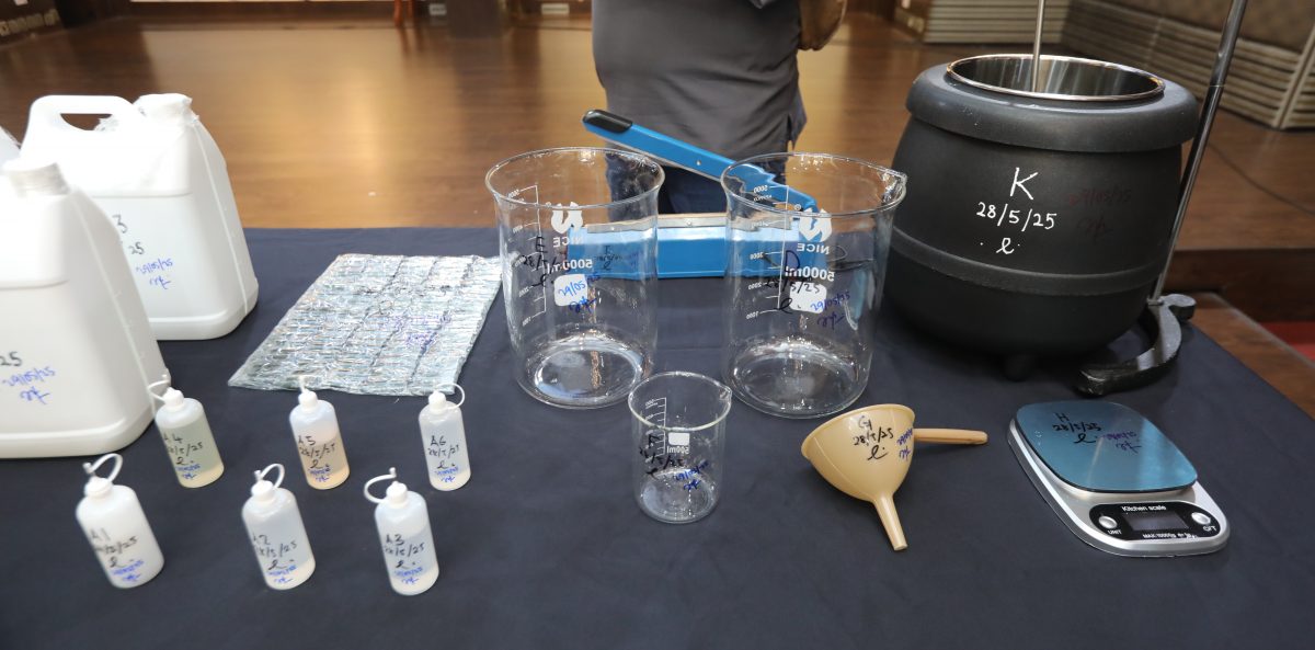 已签发/台湾毒贩在我国涉大本营自制电子烟毒液·除了卖本地青少年再运回台湾牟利