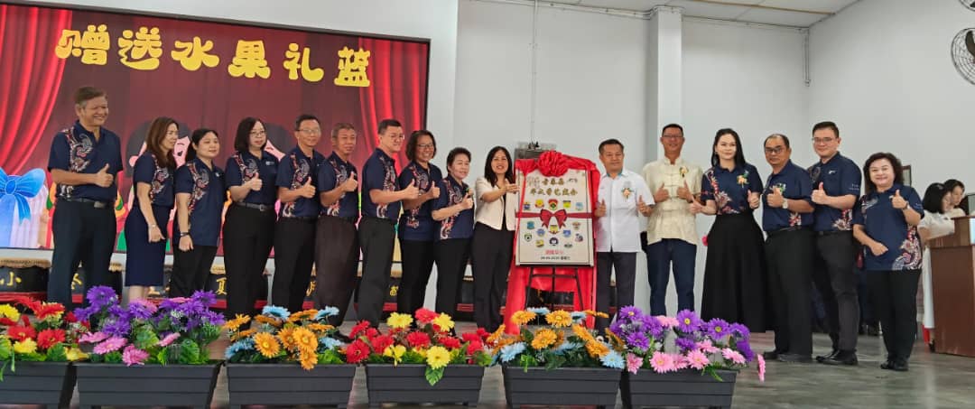 **已签发**柔:古来华⽂学艺盛会今举行 各华小皆派学生参与