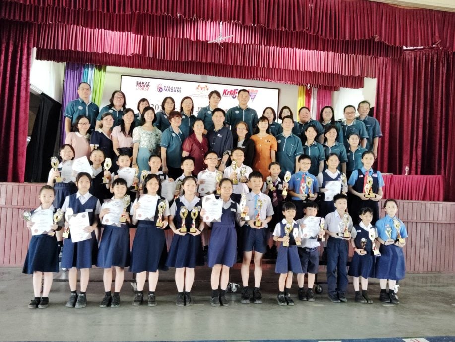 **已签发**柔:头条之一或显刊:东甲县华文嘉年华落幕 20华小派225学生参赛