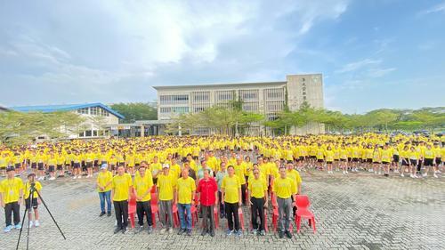 “培群行”热力开跑,逾2000人齐聚培群独中为教育奔跑添力