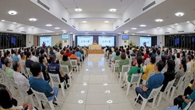 慧传法师新马寺讲座   分享真诚人生故事