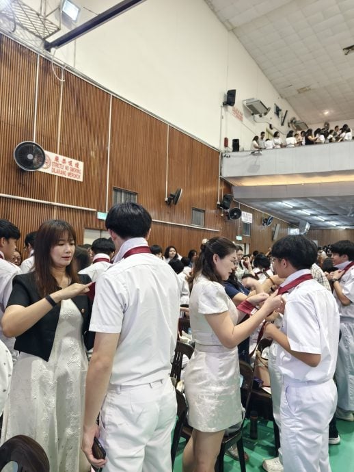 新山宽中办高三成年礼 732学生迈入下一段旅程