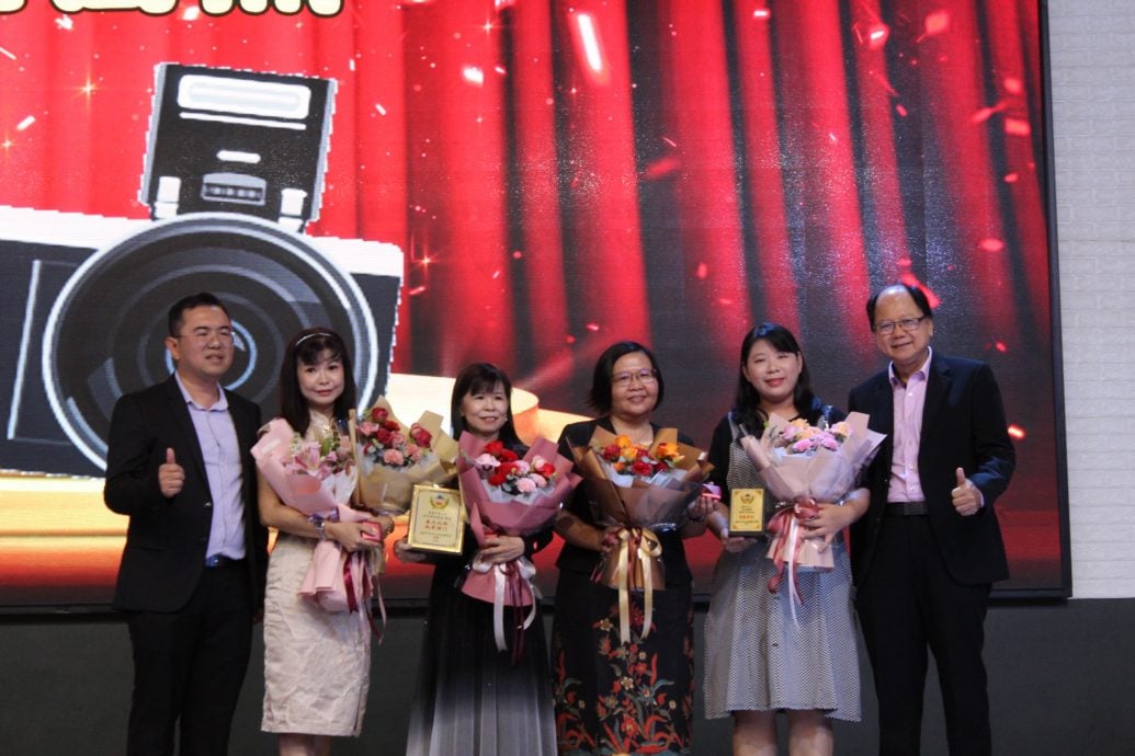 銮中入学试今年起 3小学小六生可免费报考