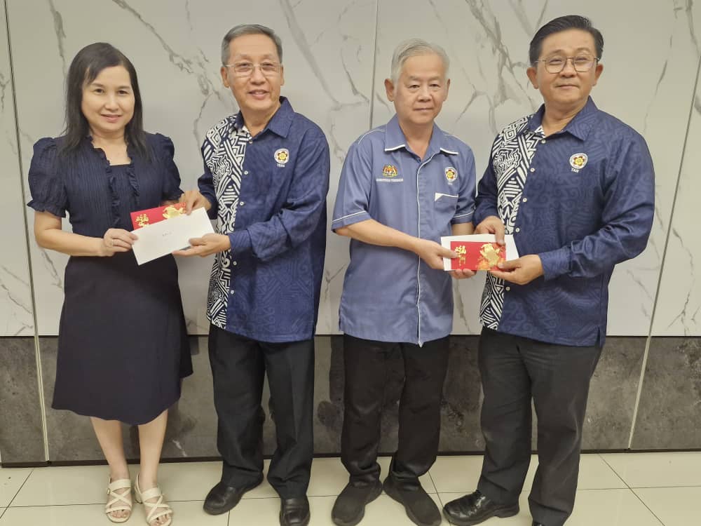 *已签发*柔：新闻：銮明年有7校长荣休  陈元城：需栽培副校长接班