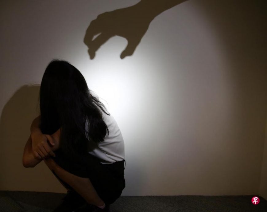 *已签发*柔:狮城二三事:半年内两度性侵14岁继女 59岁男子认罪待判