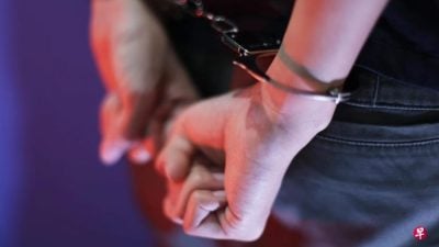 独家| 导游收团费后失联｜涉及导游收团费后失联 警证实已逮捕2人助查