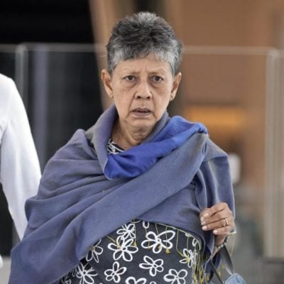 屡喂鸽阻捕抓   狮城老妇罚近4千令吉