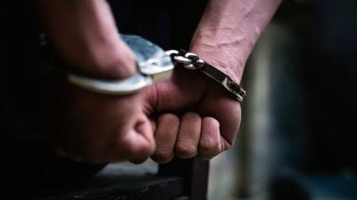 涉卖淫欺骗无牌提供付款服务 4男1女将被控