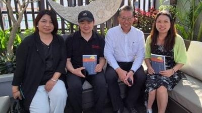 红头巾传奇搬上银幕 中国制作团队来新考察