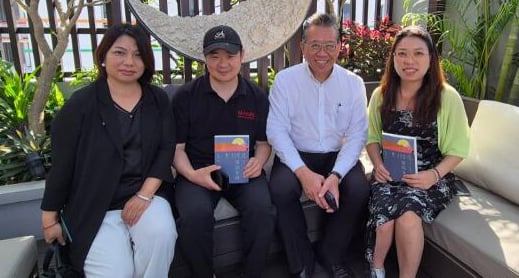 *已签发*柔：狮城二三事：红头巾传奇搬上银幕 中国制作团队来新考察