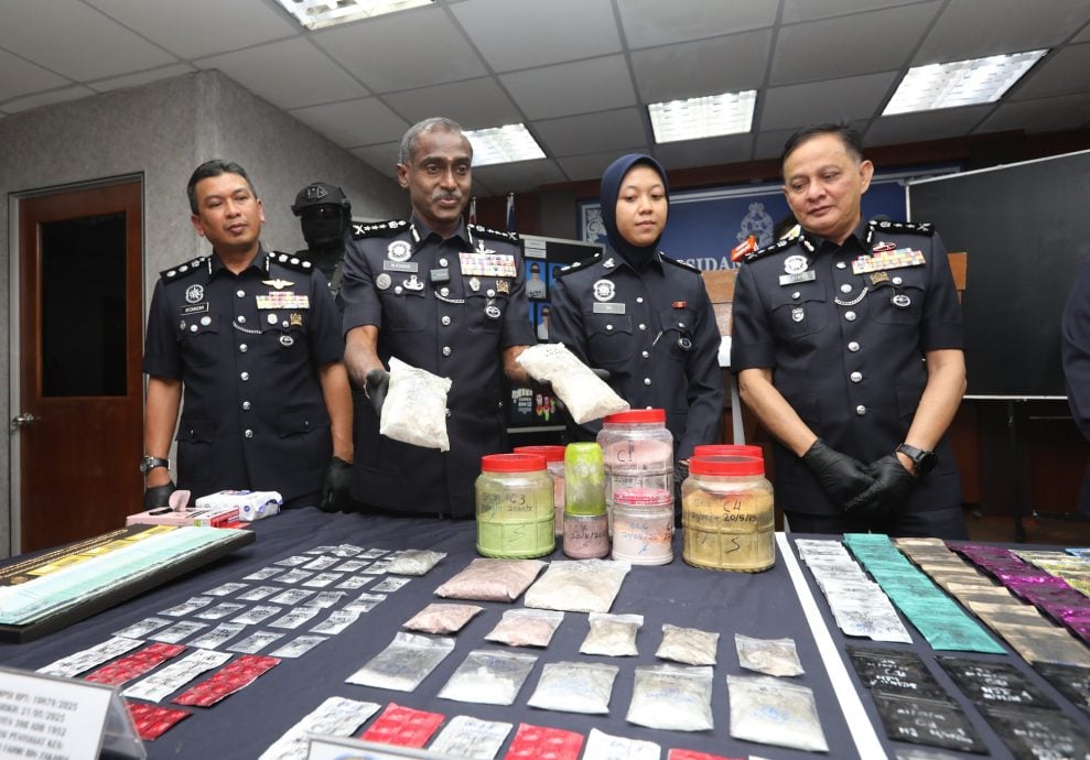 警逮5华男2越缅女 剿用微信交易贩毒集团