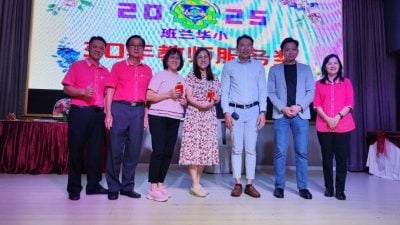 邱忠信：班兰华小8月9办义卖会 筹维修基金
