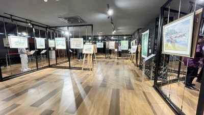 展现柔佛共和精神 8柔佛画家展出70幅画作