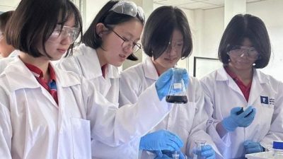【校园报道】参访大学规划未来  吉华生体验学术氛围