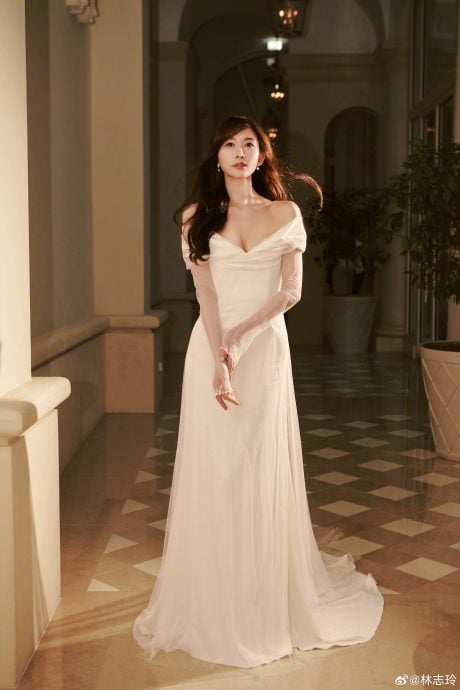 康城影展｜舒淇林志玲餐桌同框 于适夹双女神中间吃饭