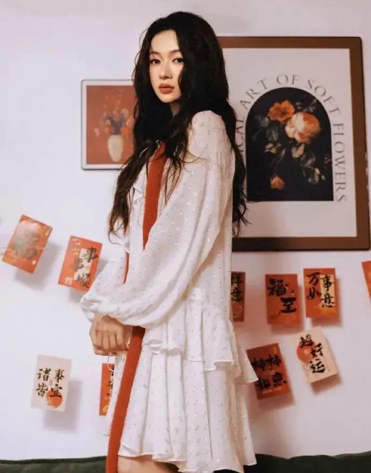 开呛“厕女”惹怒网民 洪尧被批不尊重女性