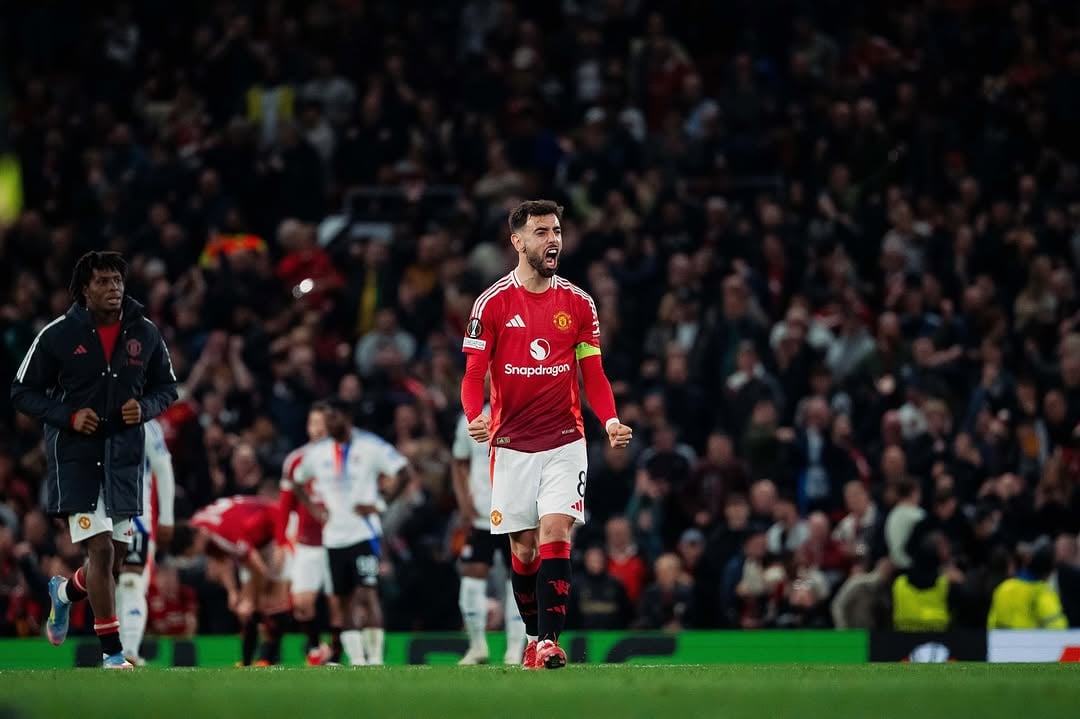 愿给曼联6.7亿（给球员周薪700万）  新月队惊人报价抢B费