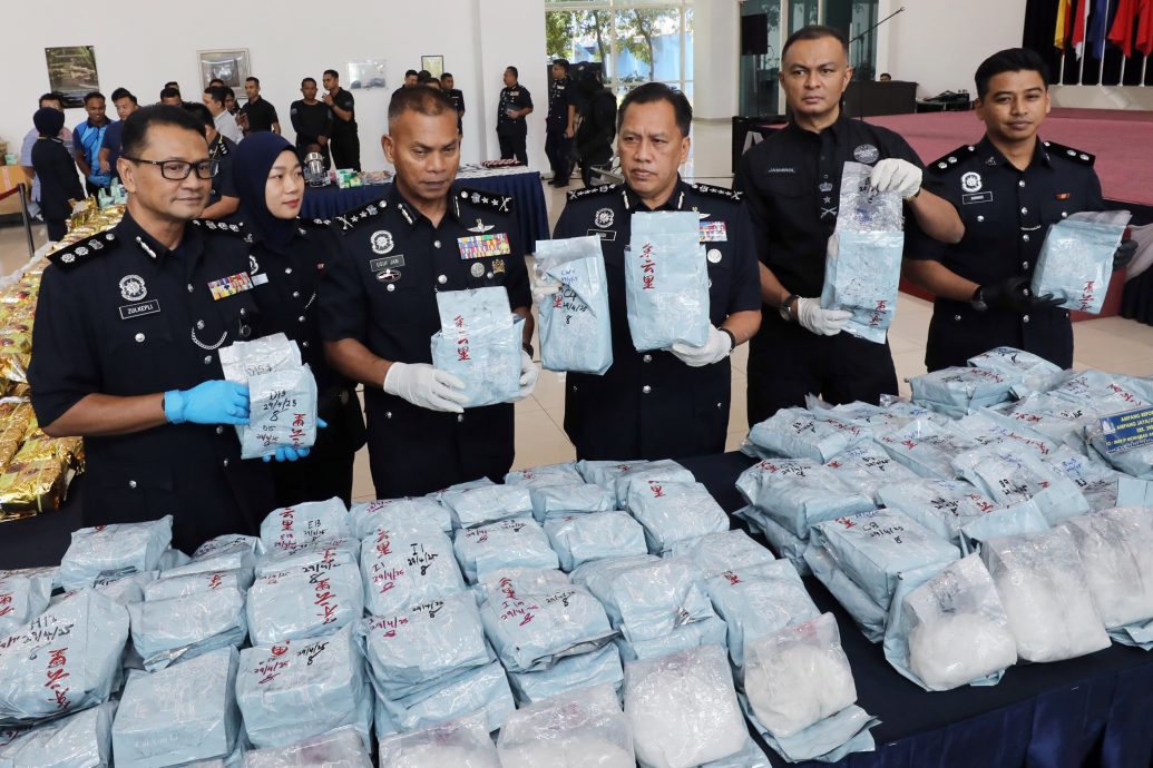 成功时代购物广场内店铺藏毒·警方8日破3毒品集团起获1601万令吉毒品捕5男