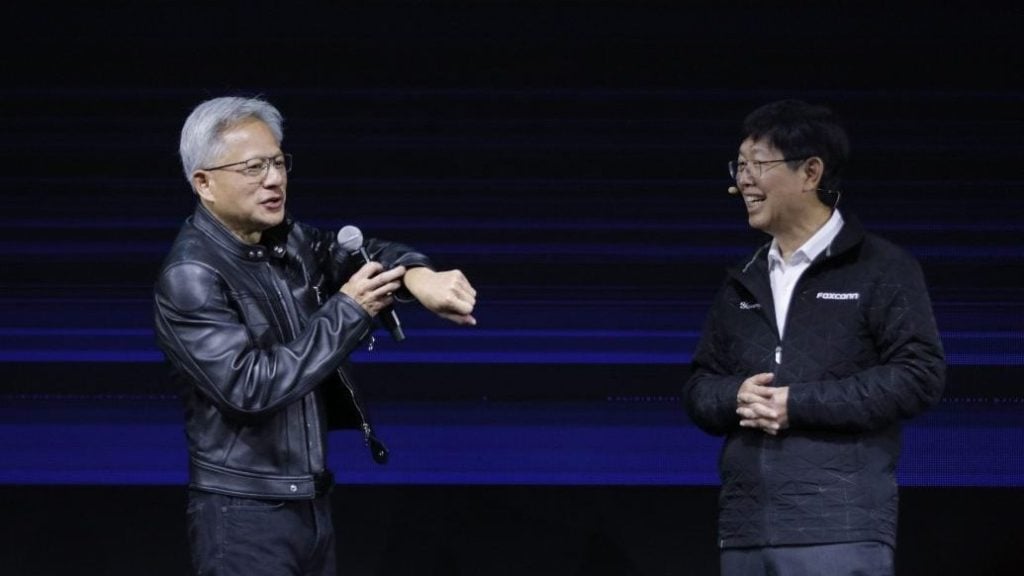 戴568万名限量表？ 黄仁勋笑称“那是假新闻！”