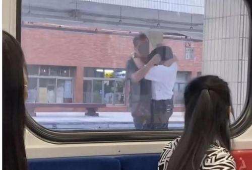 拚图)不满火车音乐太大声  台铁乘客袭击列车长