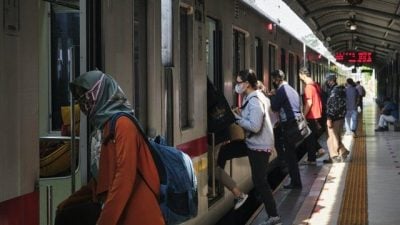 印尼考虑规定申请政府援助男性须绝育　被批侵犯人权