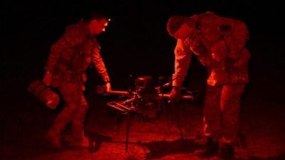 指乌连续两晚发动无人机袭击 莫斯科所有机场关闭