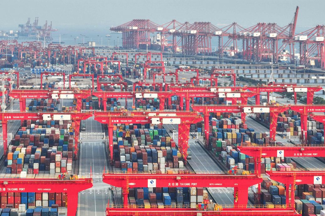  掀抢订舱订柜潮  业内人士：对美海运“爆舱”