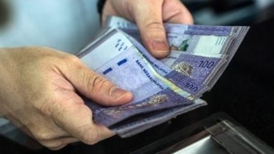 揭母替友担保赔上一生 “为还债累到中风离世”